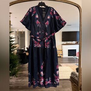 NWT City Chic Zuri Maxi Dress M(18)‎